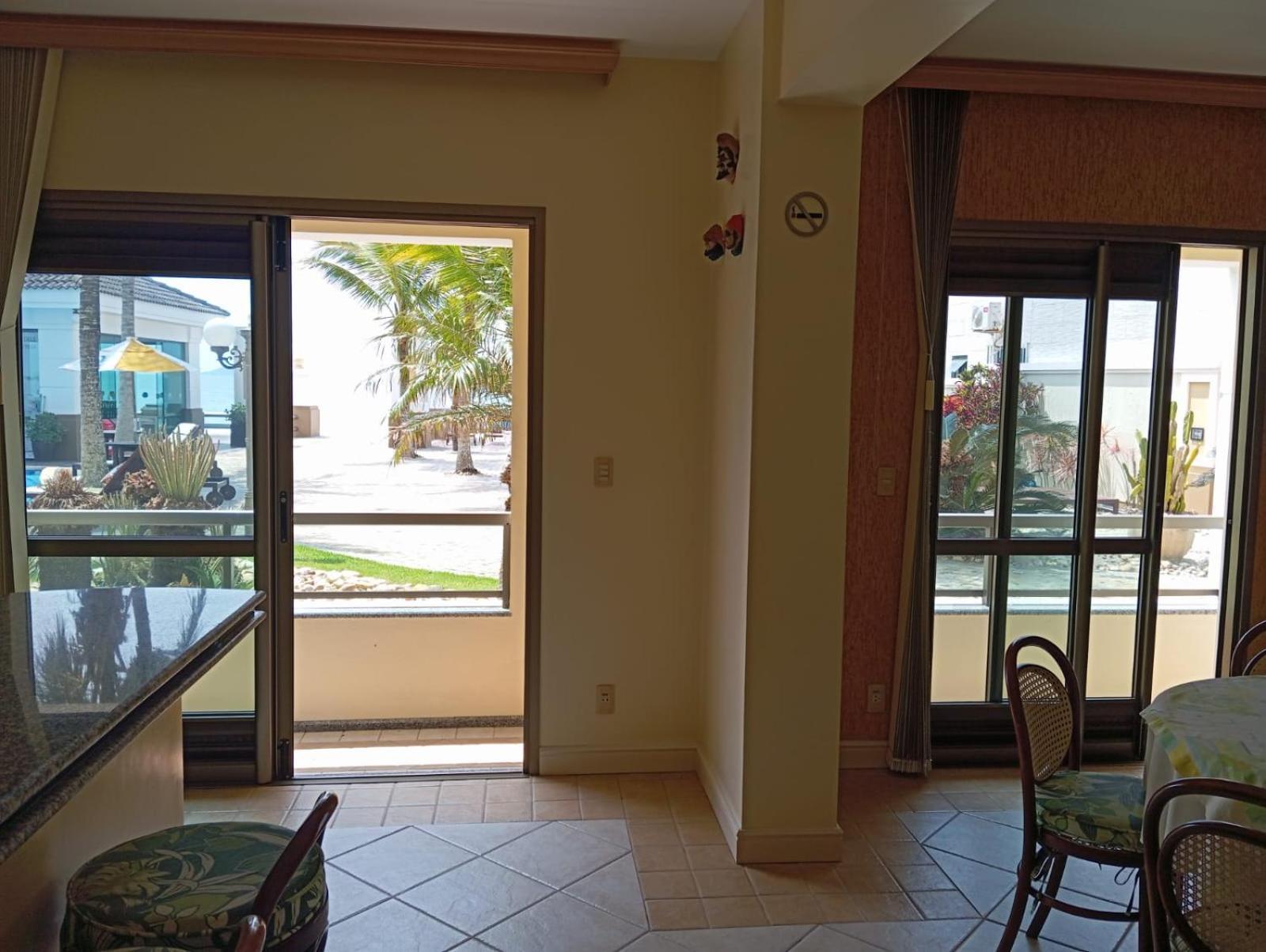 Golfinhos Apart-Hotel - Apto Terreo Frente Ao Mar!!! Florianópolis Екстериор снимка